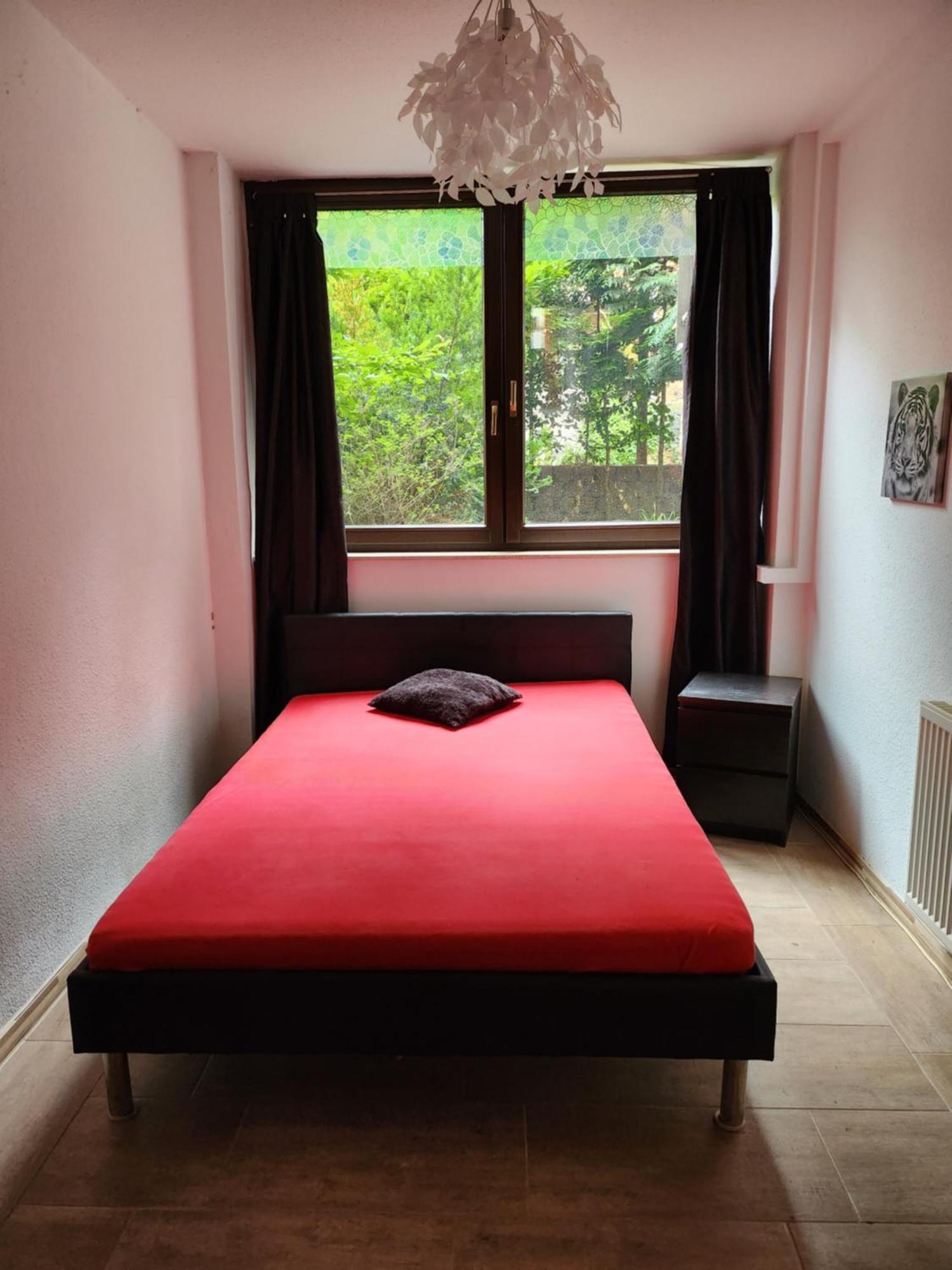 Halle, Top -Preise, Grosse 79 Qm Sd Fewo, Eg, Wahlweise Mit 1- 3 Dz, Inklusiv Tv Lounge, Kueche, Bad Wc Einfach Und Gut, Langzeitmieter Vb Preise Halle  Bagian luar foto